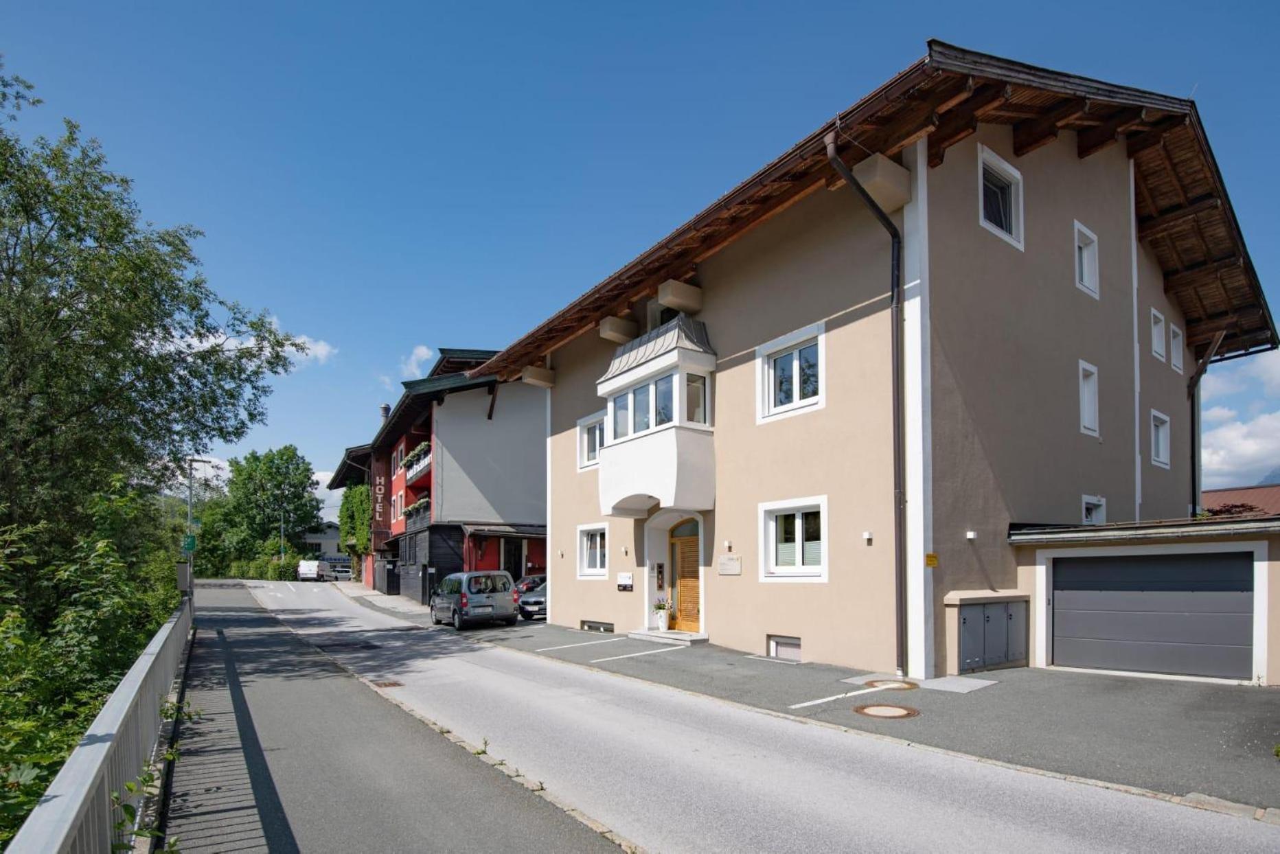 Achenblick Apartment *